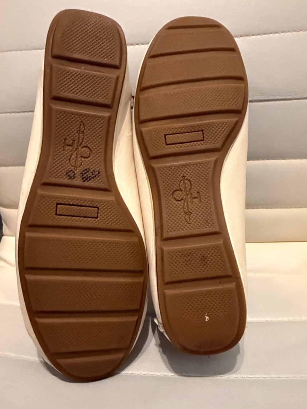 Cole Haan Womens Tali Boat Shoe ll Size 9 Leather Loafer Ivory Brown Slip On - Picture 5 of 7